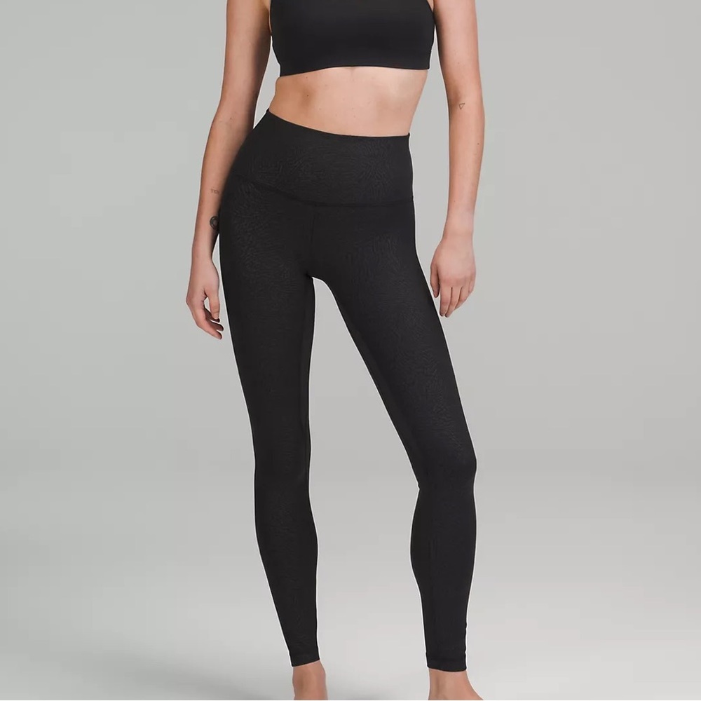 black brand new luluemon leggings